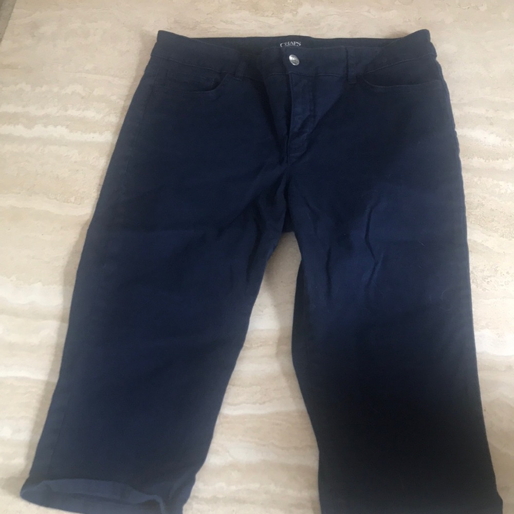 Three quarter length shorts